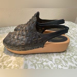 Swedish Hasbeens platform clogs size 38